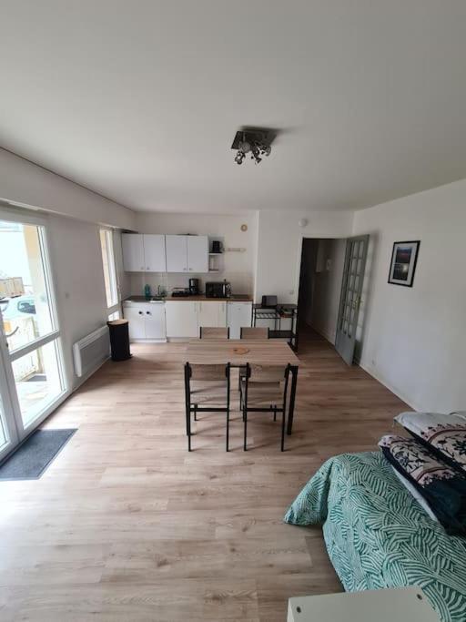 50M De La Plage: Studio Au Coeur Du Centre ! Daire Saint-Cast-le-Guildo Dış mekan fotoğraf